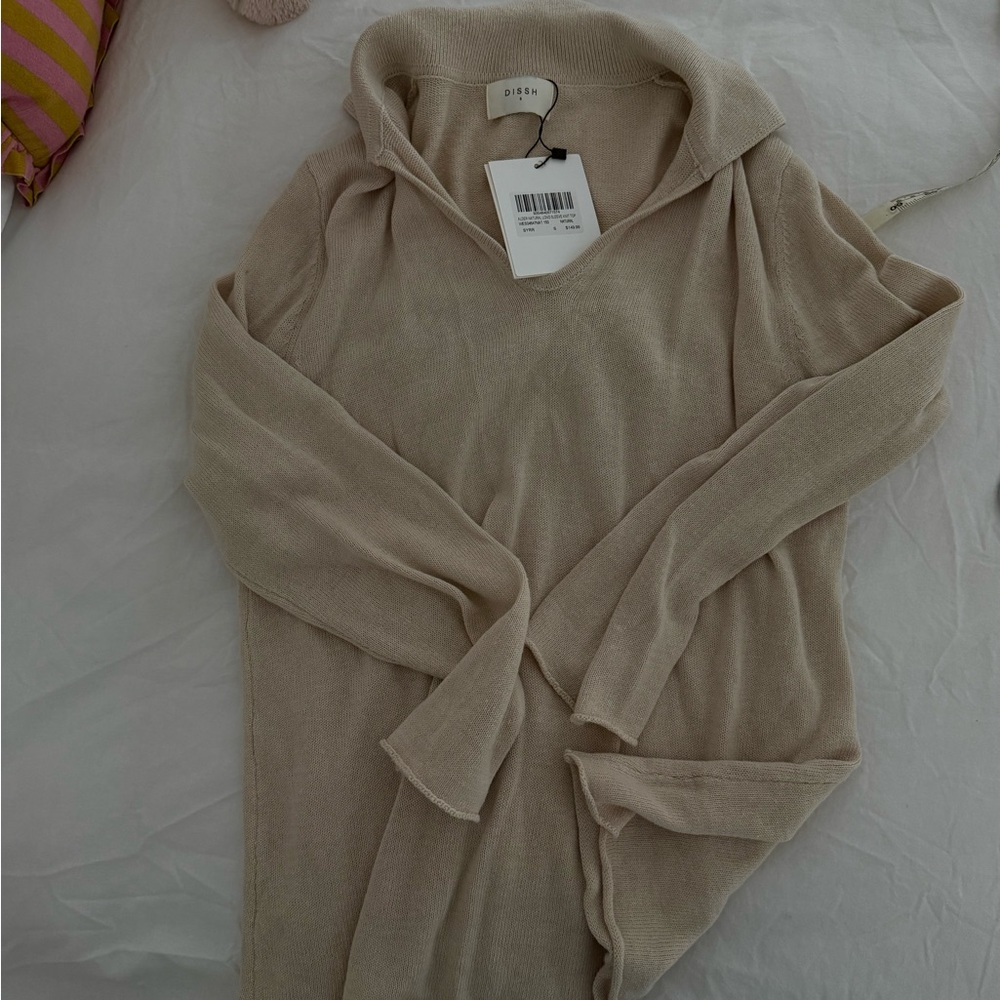 DISSH V-Neck Beige Sweater Set - Picture 3 of 6